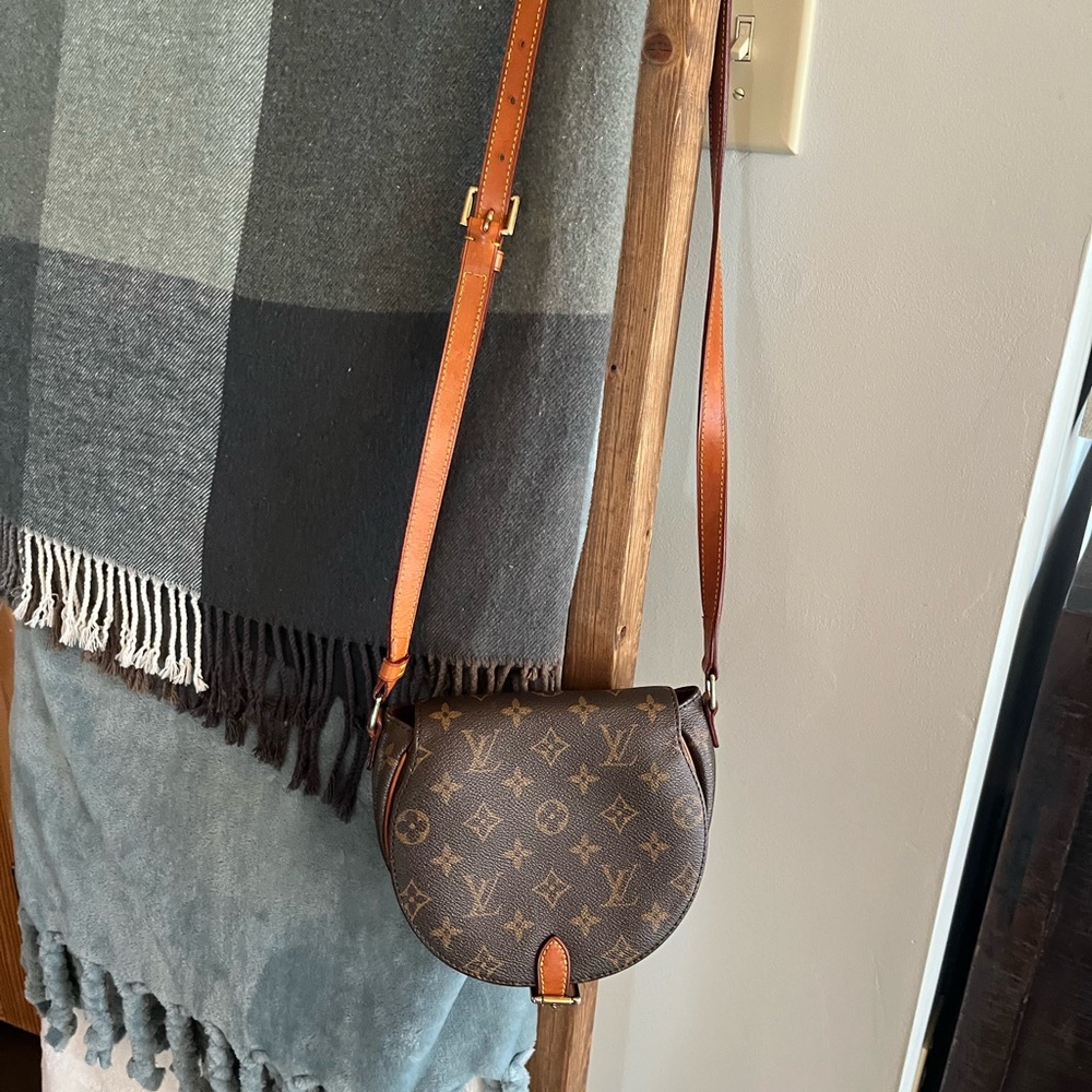Louis Vuitton crossbody bag authentic